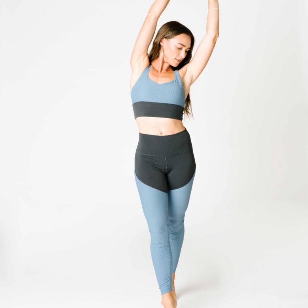 Zyia Storm Parallel Luxe high rise leggings medium - Picture 3 of 16